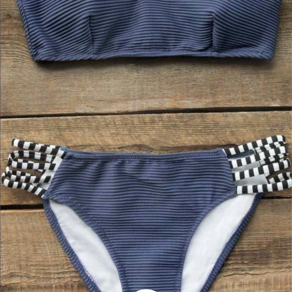 BNWT Cupshe navy ribbed bikini BOTTOMS ONLY Small